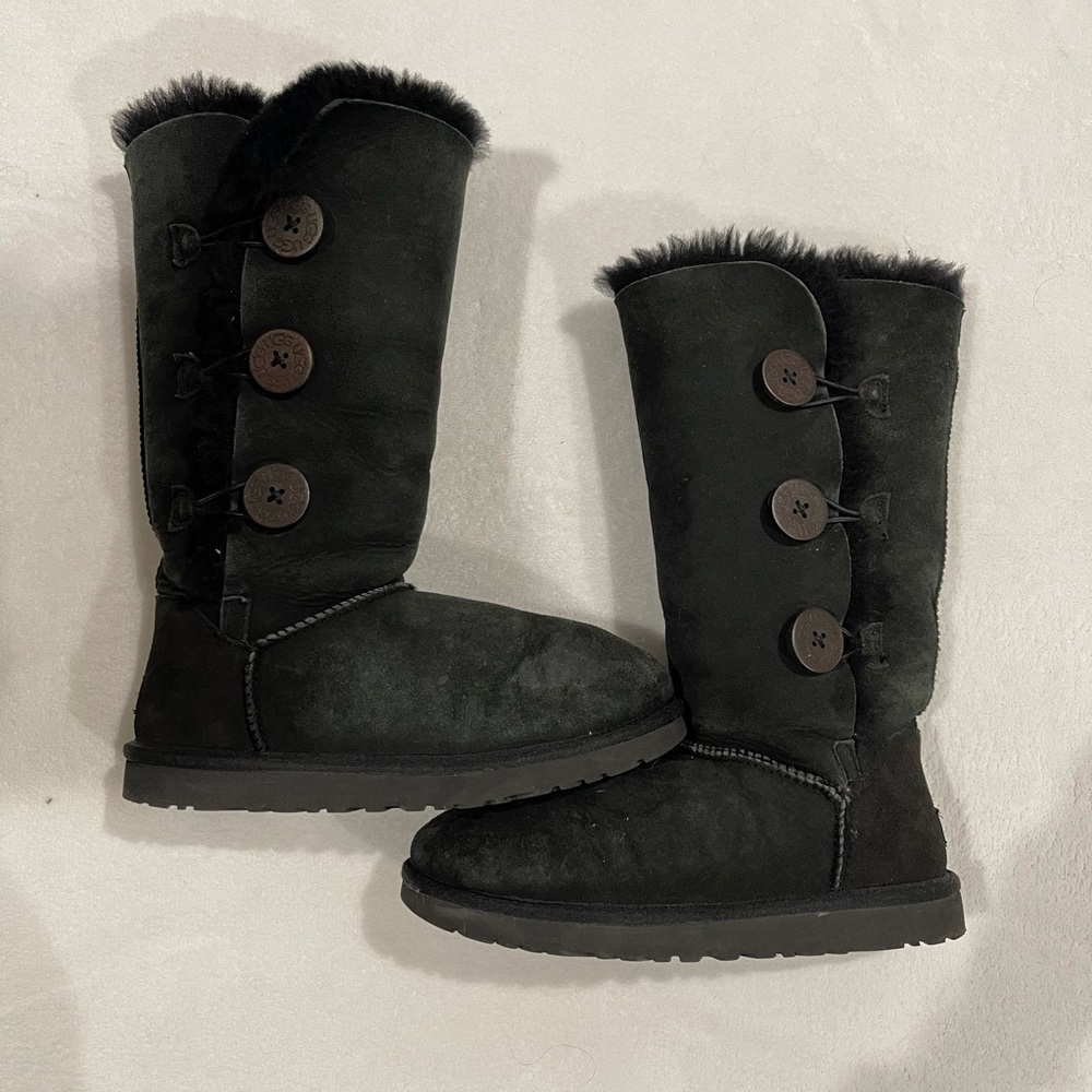 Talk Bailey Button Uggs Black